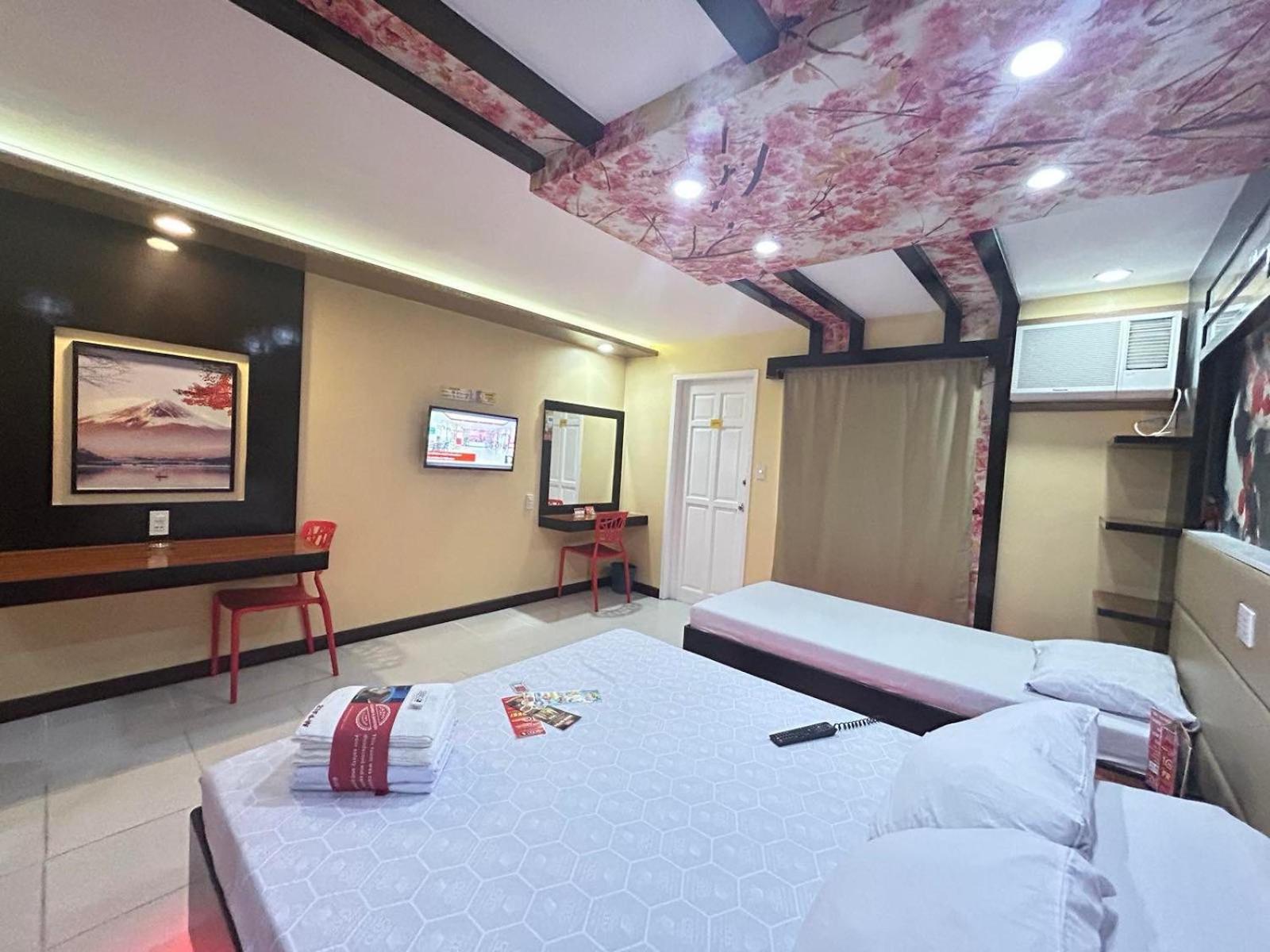 Hotel Sogo Sta Rosa Santa Rosa  Buitenkant foto